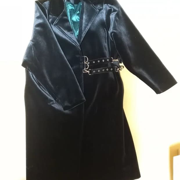 고스펑크 벨트코트