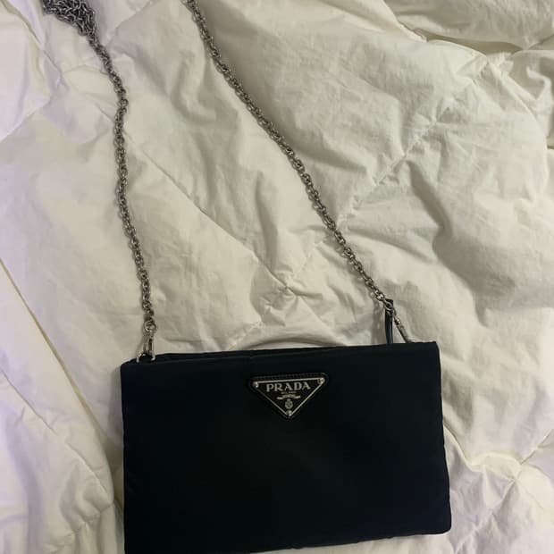 프라다 체인백 