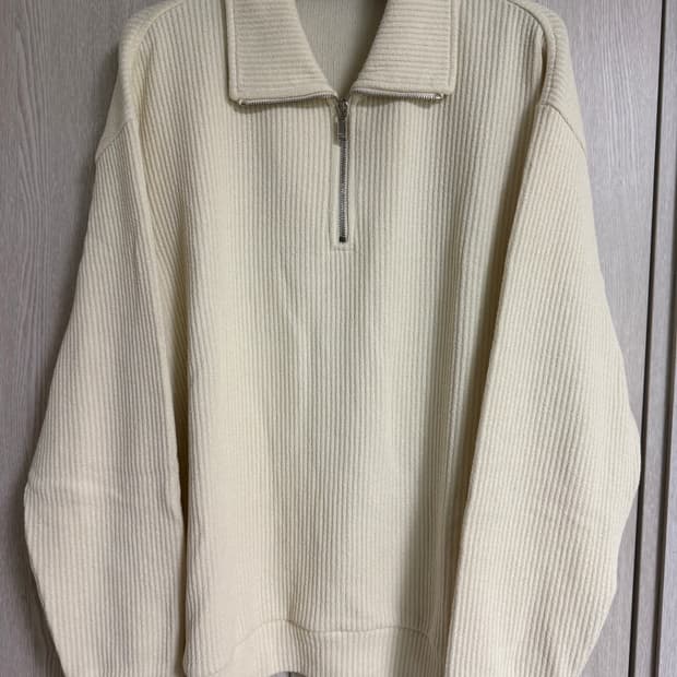 질스튜어트뉴욕 하프집업 니트