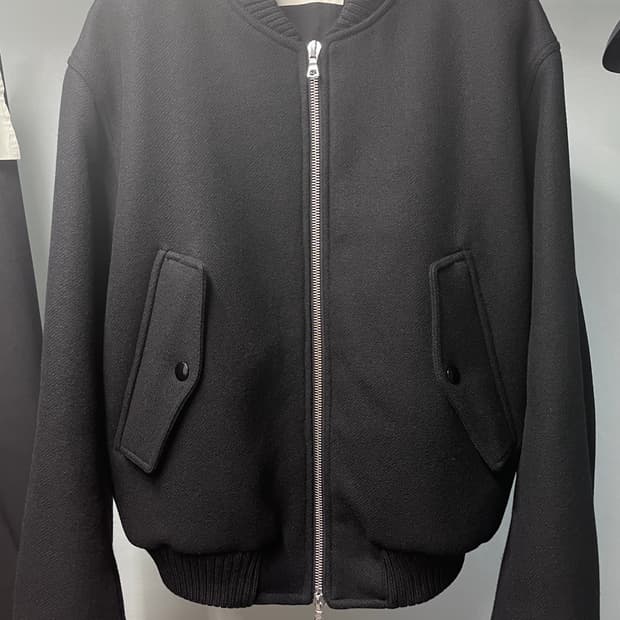 [L] 드리스 반 노튼 백지퍼 봄버