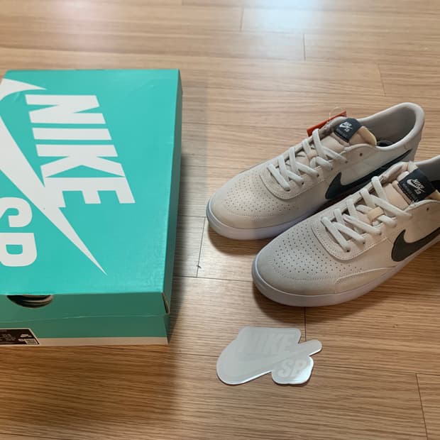 나이키 SB 헤리티지 벌크 바스트 그레이