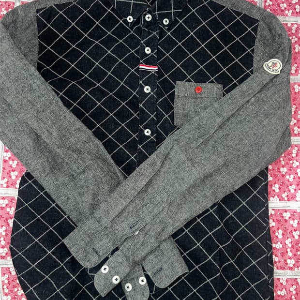 모델명: Moncler Checked Pattern Contrast Sl