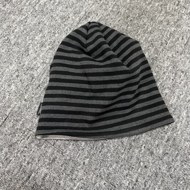 세릭 리버시블 비니