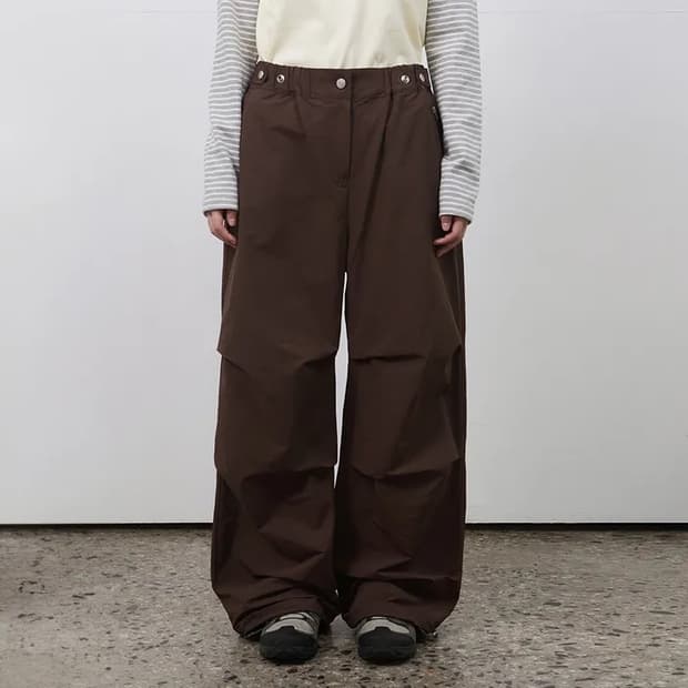 오헤시오 이펙트 나일론 팬츠 브라운