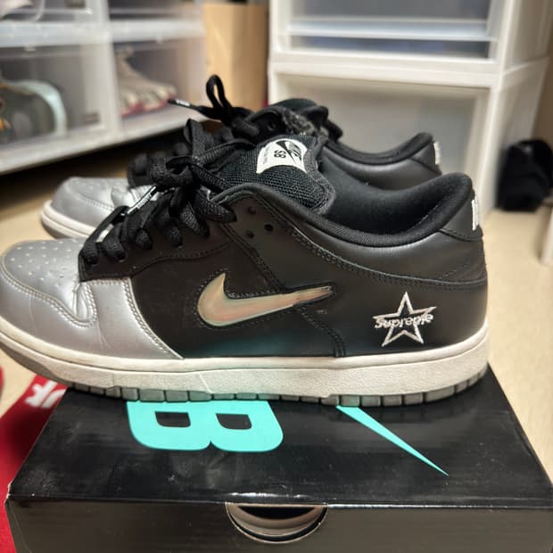 나이키 슈프림 덩크 로우 주얼 실버 275