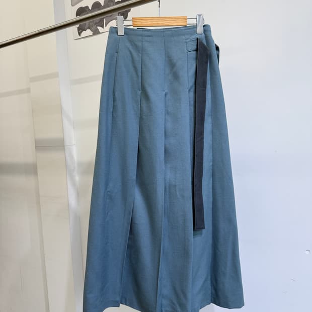 PILGRIM (Made in Japan) 필그림 랩 스커트