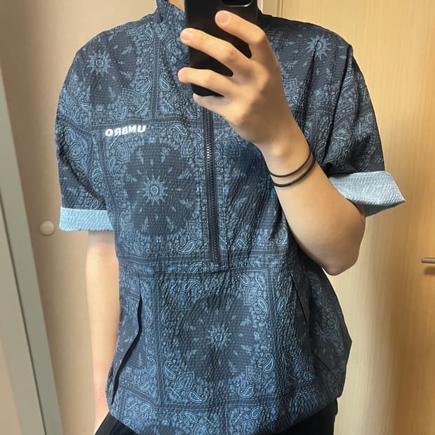 엄브로 페이즐리 반팔 하프집업