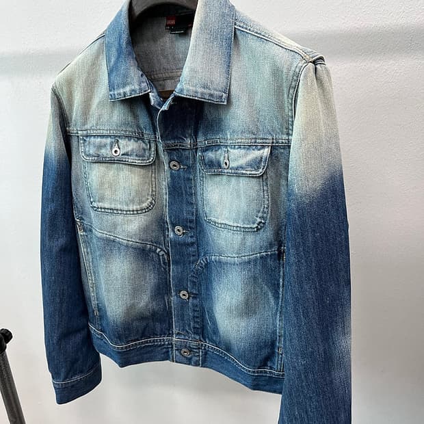 100) 디젤 00s 워싱 데님자켓 