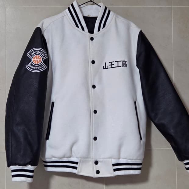 슬램덩크 산왕공고 야구점퍼 M사이즈
택포