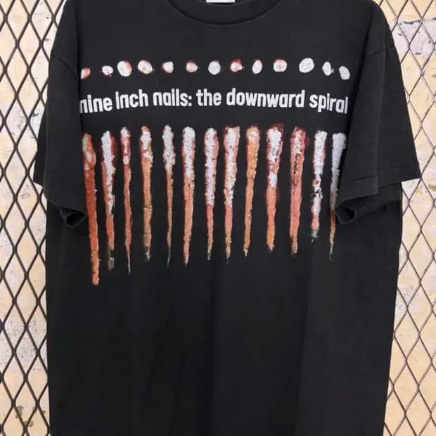 나인인치네일스 밴드티