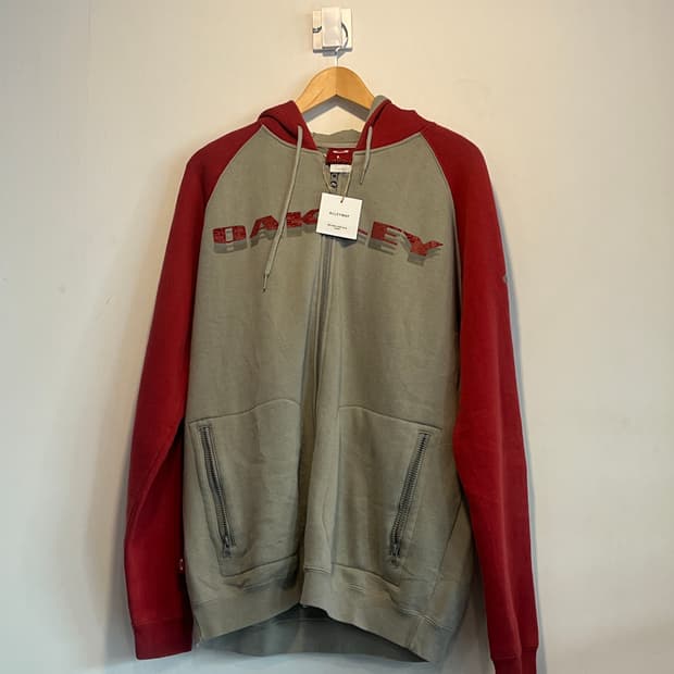 00’s oakely hoodie zip-up