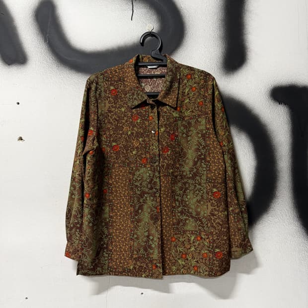 VTG 빈티지 오리엔탈 플로럴 패턴 긴팔 셔츠