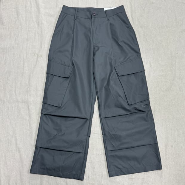 이예 차콜 카고팬츠 S