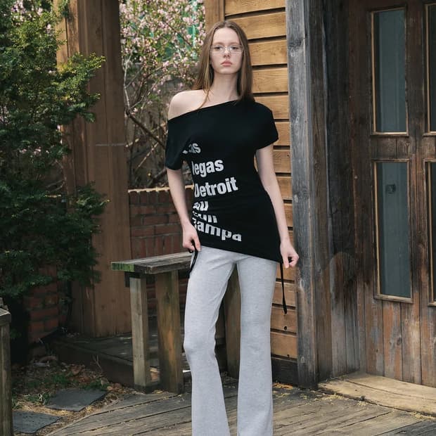 플리즈노팔로우 사라 레터링 셔링 탑 블랙