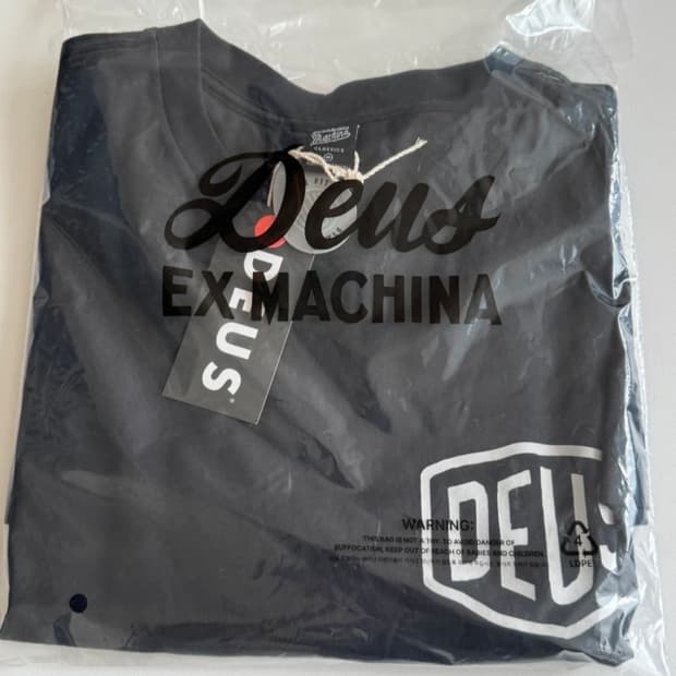 데우스 도쿄 아사쿠사 어드레스 반팔 M 블랙