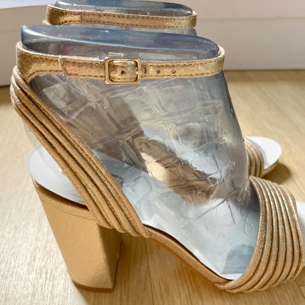 [새상품] ALDO 알도 골드 스트랩 샌들 럭셔리 파티룩