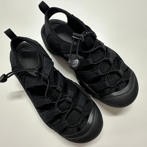 [킨] 뉴포트 여성  블랙 