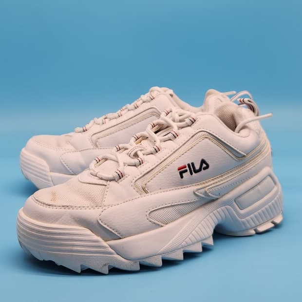 oo 휠라 디스럽터. 여성운동화240 