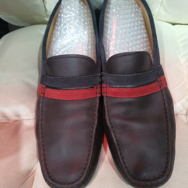 토즈 남성 브라운 가죽 로퍼