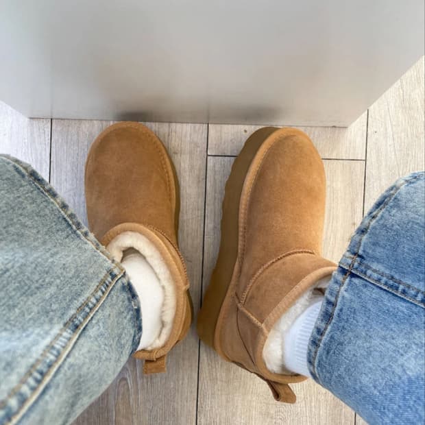 UGG 어그 울트라 미니 플랫폼 부츠 230