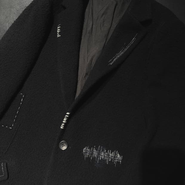 쿠로 카센티노 블랙 코트 100