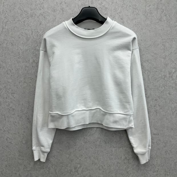 90 띠어리 여자 루즈핏 숏 맨투맨