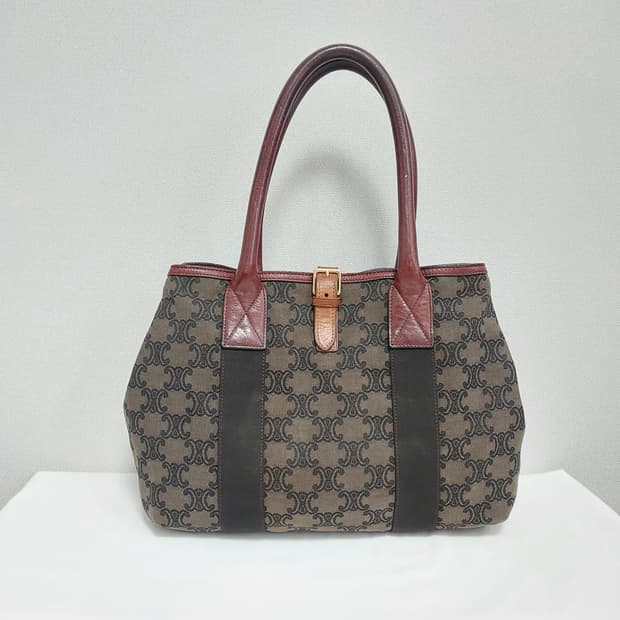 셀린느 마카담 패브릭 버클 토트백 (정품)