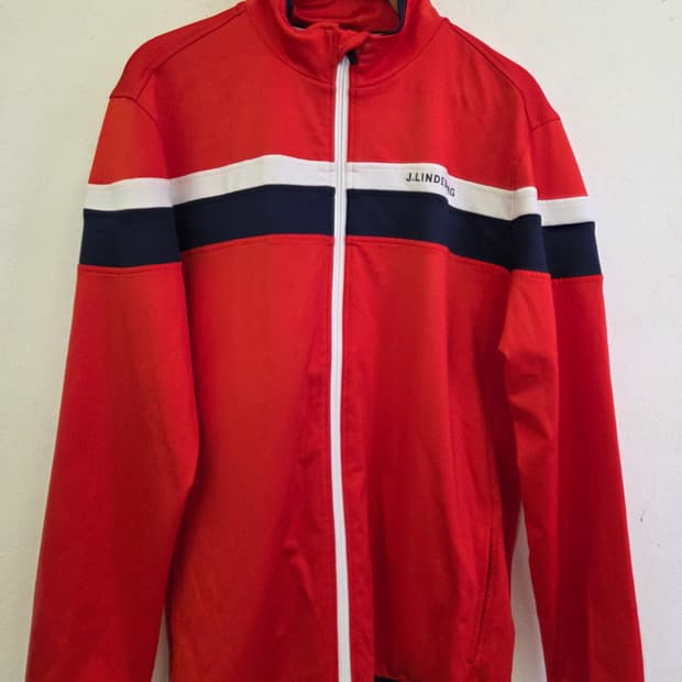 제이린드버그 빨간색 집업 L사이즈