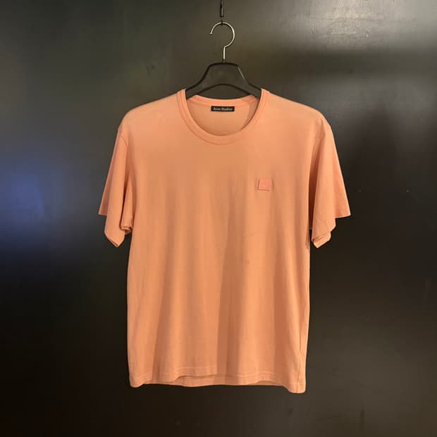 아크네 스튜디오 페이스 패치 반팔티