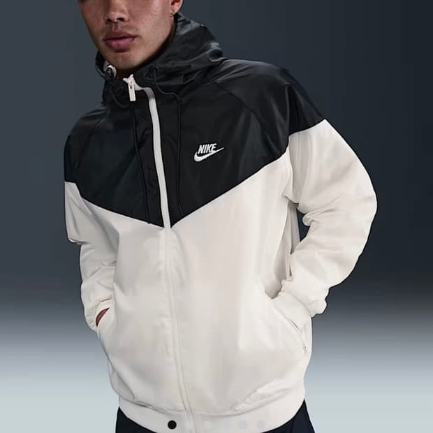 나이키 바람막이 새제품