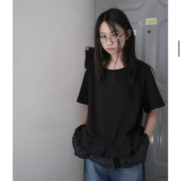 김아홉 low frill layered top