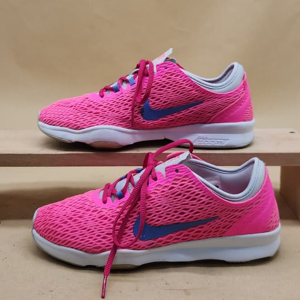 나이키 줌 핏 여성운동화230 