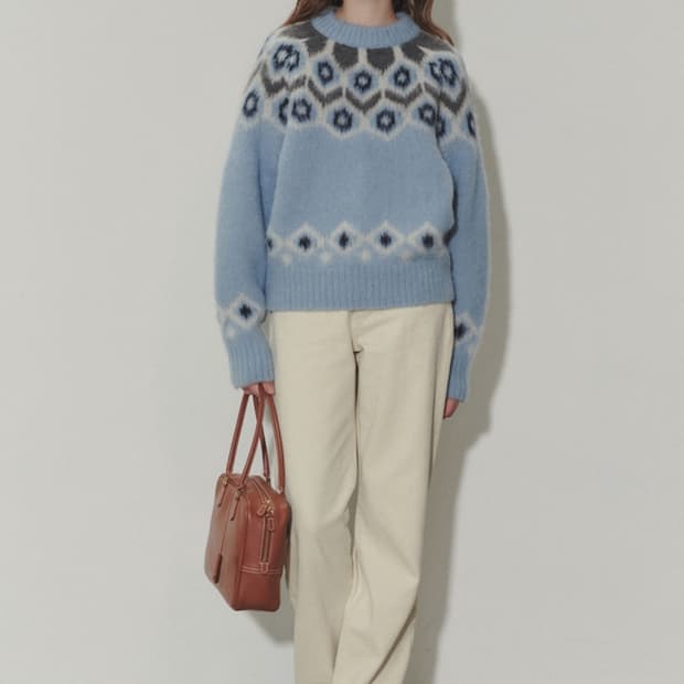 던스트 베이비 알파카 스웨터 니트