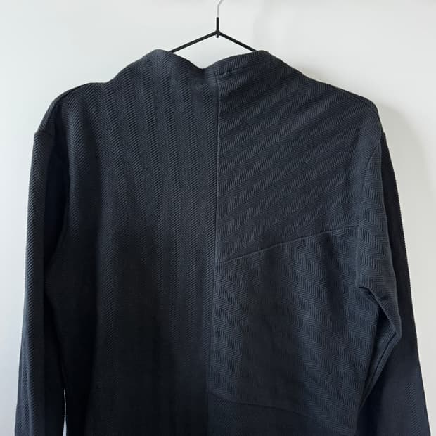 Issey miyake knit
