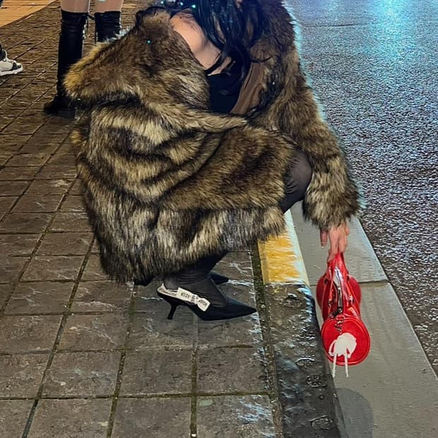 무르 앤디백