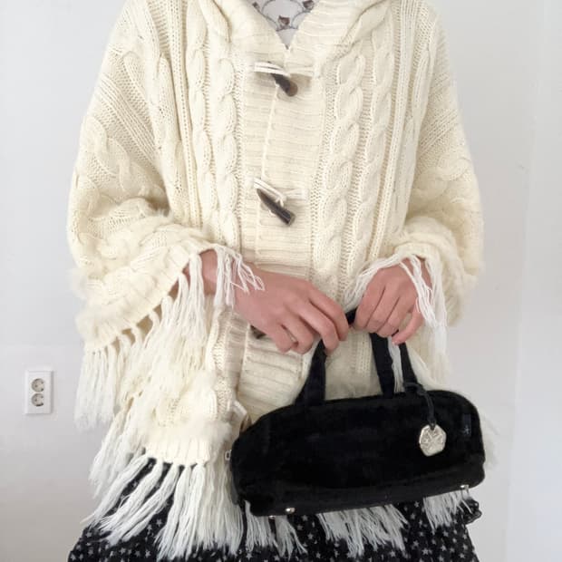 아이보리 퍼 망토