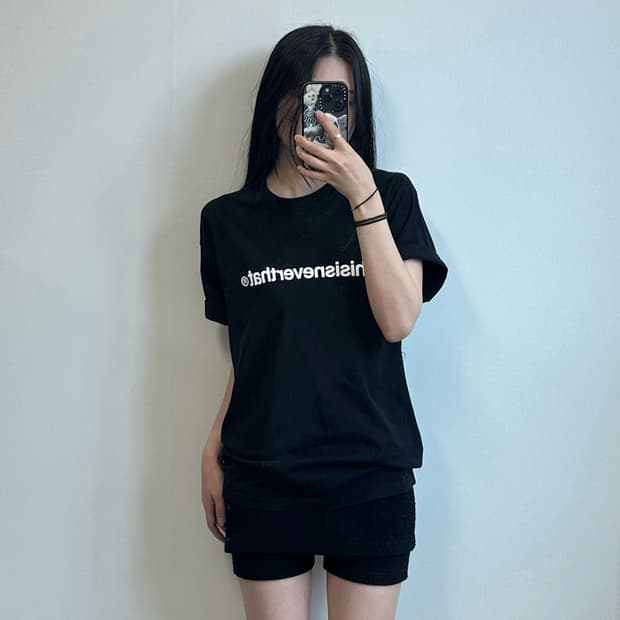디스이즈네버댓 스펠아웃 블랙 반팔 티셔츠