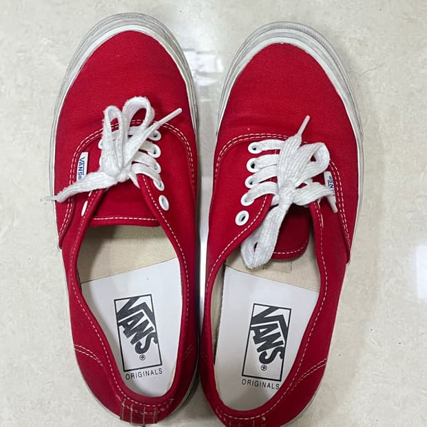 반스 어센틱 볼트 레드 260