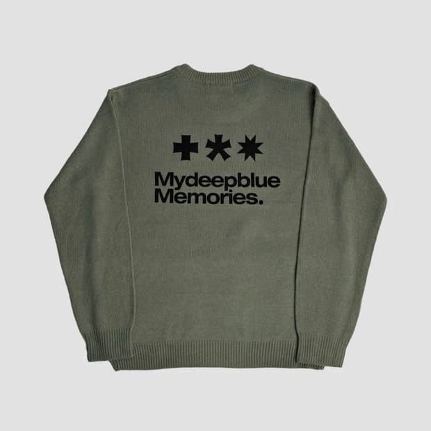 마이딥블루메모리즈 심볼 로고 니트