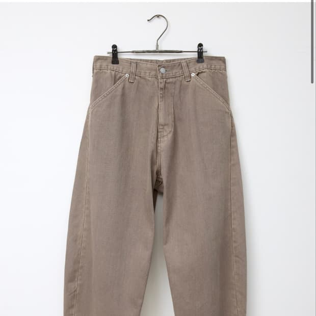 해칭룸 Curve Jeans Washed Beige