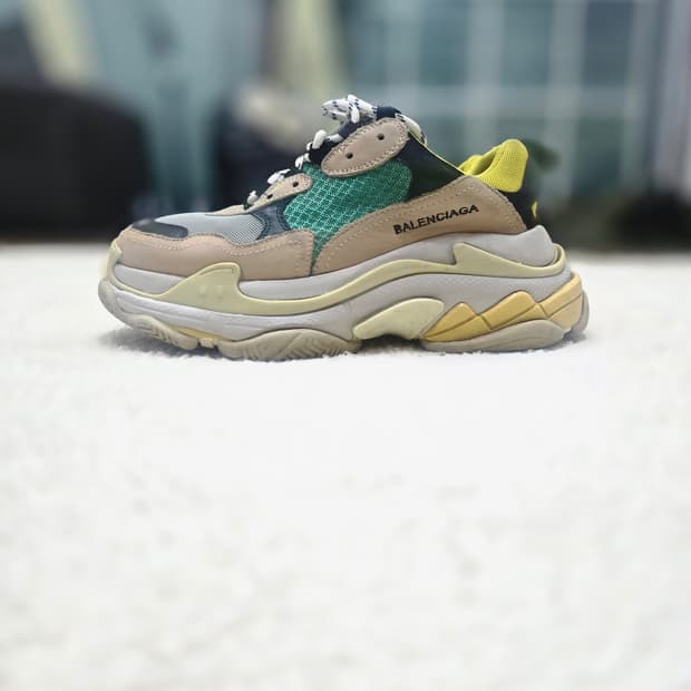 발렌시아가 트리플S 스니커즈 36