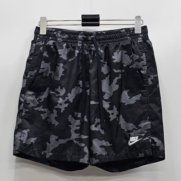 NIKE 20SS 나이키 우븐 카모 쇼츠 / 남 S 밀리터리
