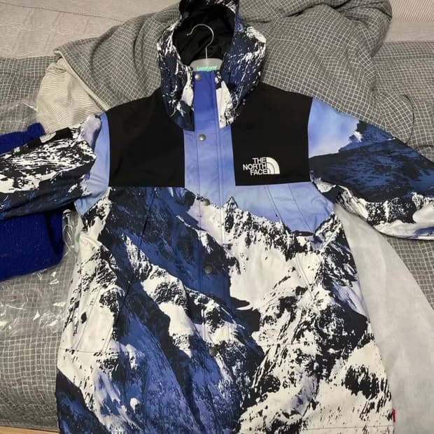 노스페이스 슈프림 설산 자켓 M 사이즈