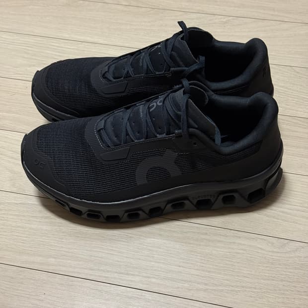 온러닝 클라우드몬스터 보이드 280 eu44