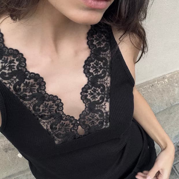 ZARA 자라 레이스 리브드 티셔츠 블랙, 자라 레이스 슬리브리스