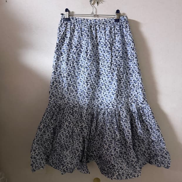 GANNI 프린트 플로랄 롱스커트 벤딩 (프리)