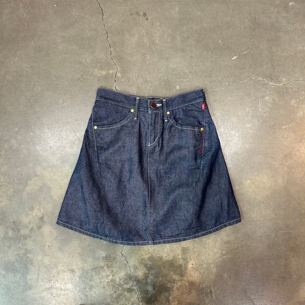 리바이스 엔지니어드진 미디 스커트