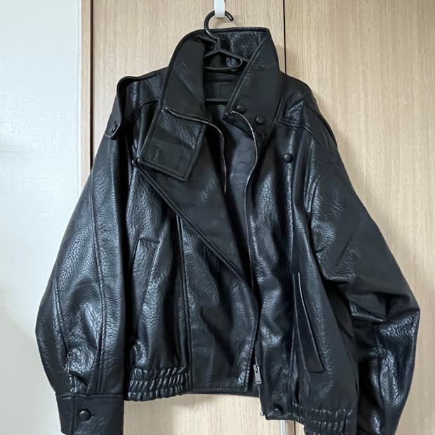 자라 페이크 레더 자켓 xs