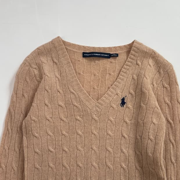 Polo 랄프로렌 램스울 요구르트컬러 케이블 브이넥니트