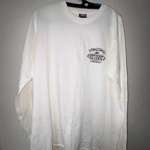 스투시 월드와이드 롱슬리브